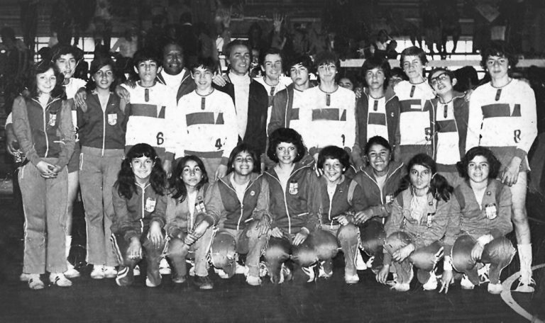 Equipo de Fútbol y Volleyball